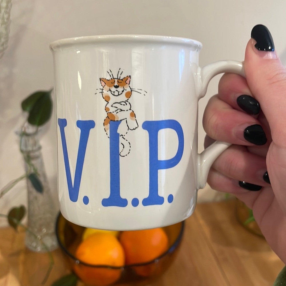 🐱 Vintage 1985 Hallmark VIP Cat Mug Very Indispensable Person Coffee Cup